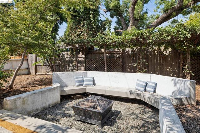 1057 Tuolumne St, Vallejo, CA 94590