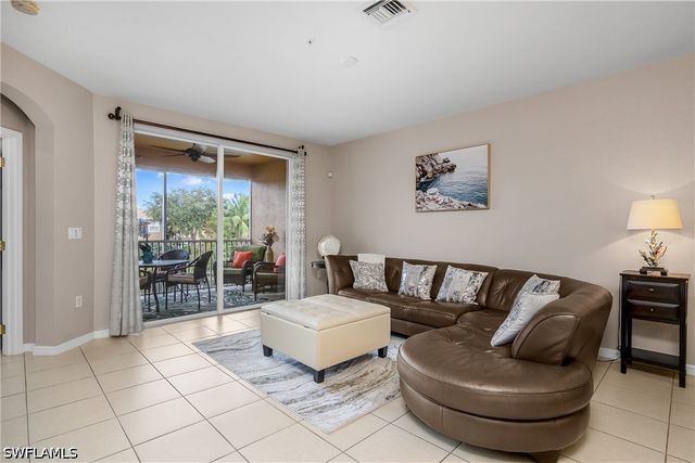 9621 Spanish Moss WAY 3825, Bonita Springs, FL 34135
