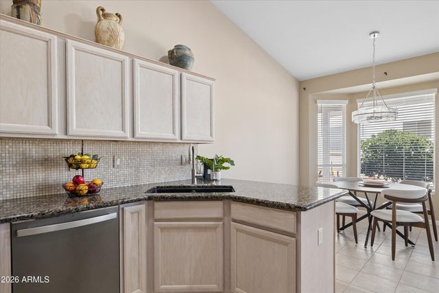 6329 S SANDTRAP Drive, Gold Canyon, AZ 85118