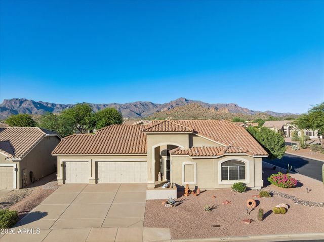 6329 S SANDTRAP Drive, Gold Canyon, AZ 85118