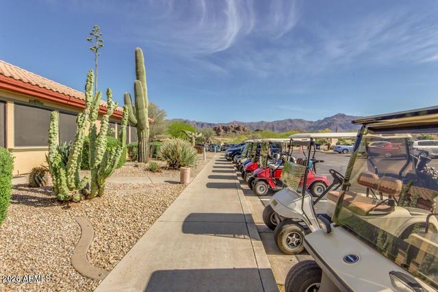 6329 S SANDTRAP Drive, Gold Canyon, AZ 85118