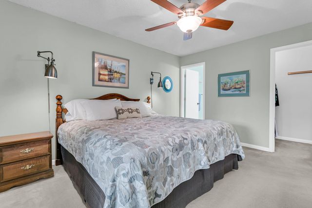 38 Twin Oaks Lane, Isle Of Palms, SC 29451