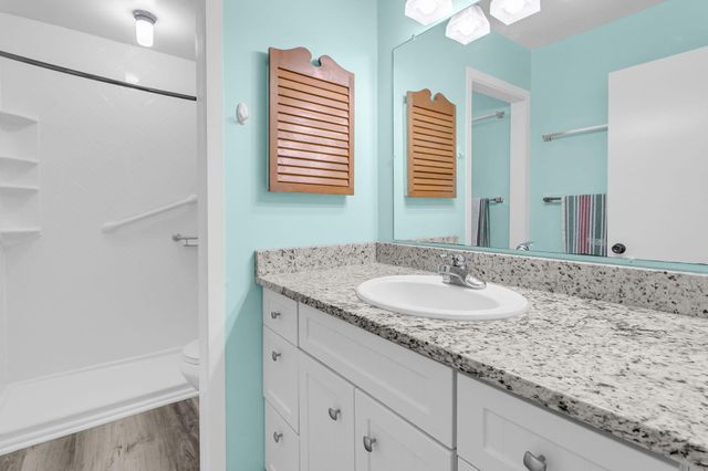 38 Twin Oaks Lane, Isle Of Palms, SC 29451