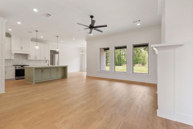 13835 Smarty Jones Drive, Scott, AR 77214