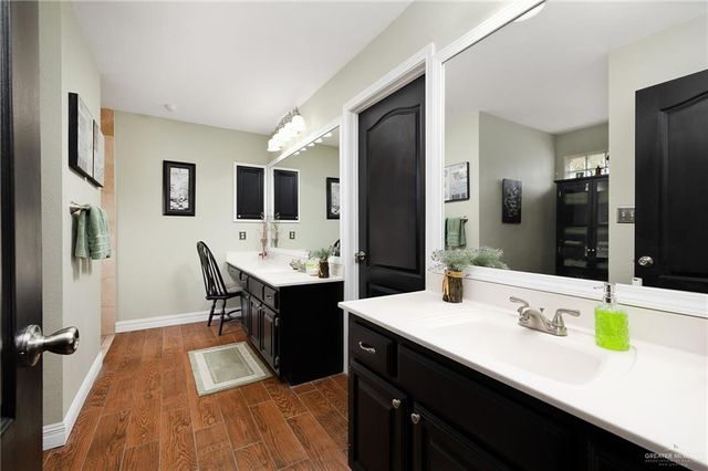 6906 N 1st Lane, Mcallen, TX 78504