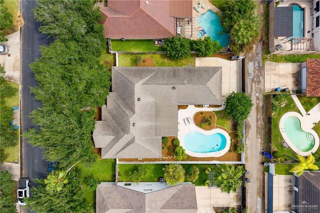 6906 N 1st Lane, Mcallen, TX 78504