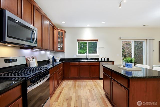 27742 257th Avenue SE, Maple Valley, WA 98038