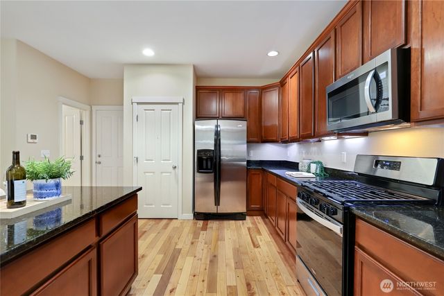 27742 257th Avenue SE, Maple Valley, WA 98038