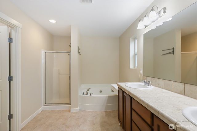 27742 257th Avenue SE, Maple Valley, WA 98038