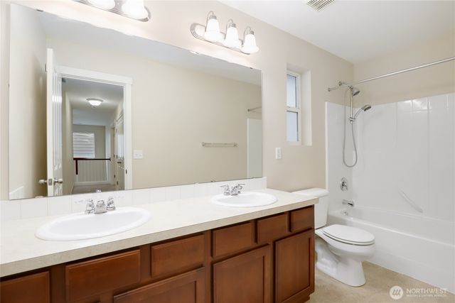 27742 257th Avenue SE, Maple Valley, WA 98038