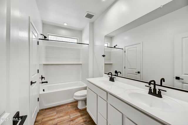 5875 N 193rd Drive, Litchfield Park, AZ 85340