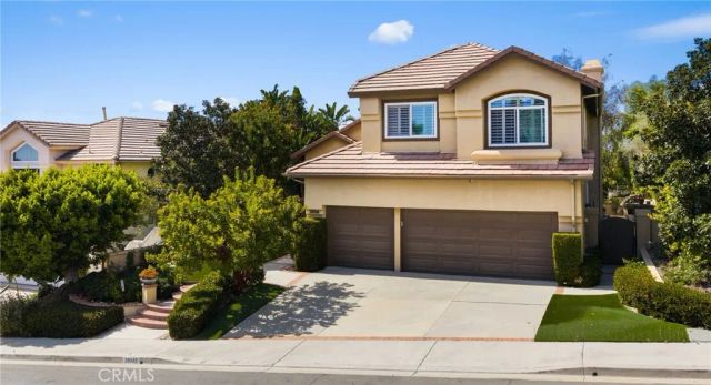 28561 Camelback, Trabuco Canyon, CA 92679