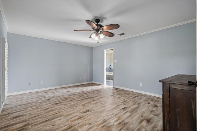 152 Buffalo Creek Drive, Crandall, TX 75114