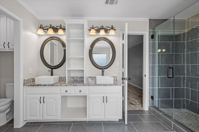 152 Buffalo Creek Drive, Crandall, TX 75114