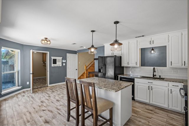 152 Buffalo Creek Drive, Crandall, TX 75114