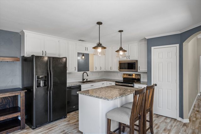152 Buffalo Creek Drive, Crandall, TX 75114