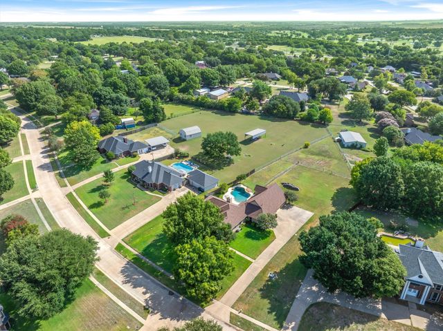 152 Buffalo Creek Drive, Crandall, TX 75114