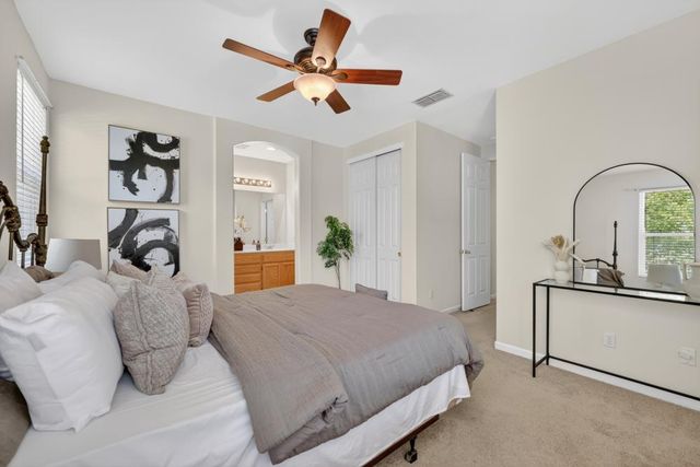 464 Sutherland Ranch Ln, Roseville, CA 95678