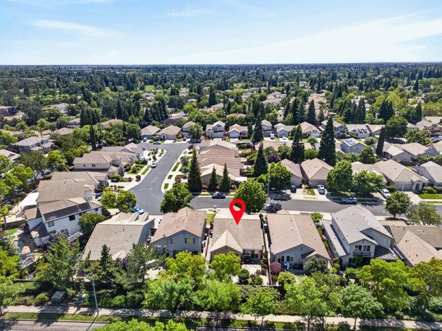 464 Sutherland Ranch Ln, Roseville, CA 95678