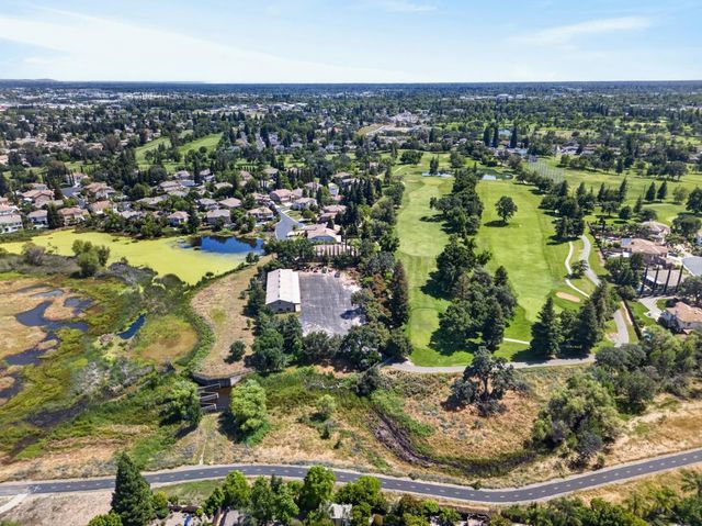 464 Sutherland Ranch Ln, Roseville, CA 95678