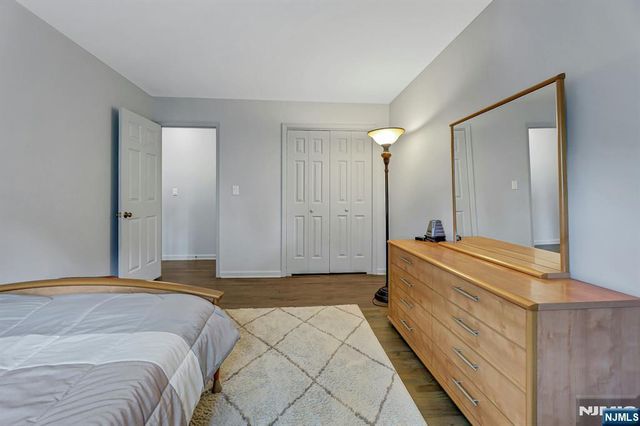 14 Chelsea Court, Ramsey, NJ 07446