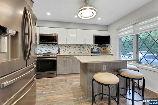 14 Chelsea Court, Ramsey, NJ 07446