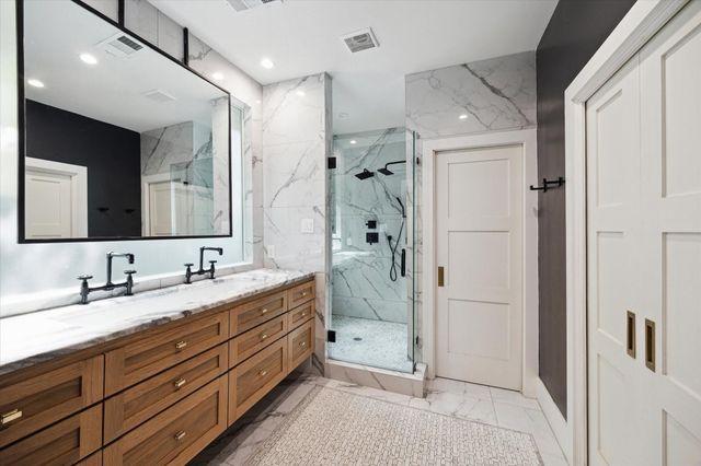 406 Bomar Street, Houston, TX 77006