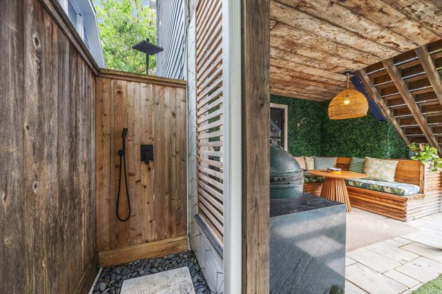 406 Bomar Street, Houston, TX 77006