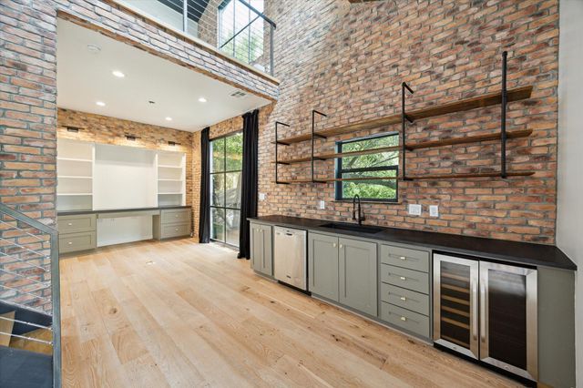 406 Bomar Street, Houston, TX 77006