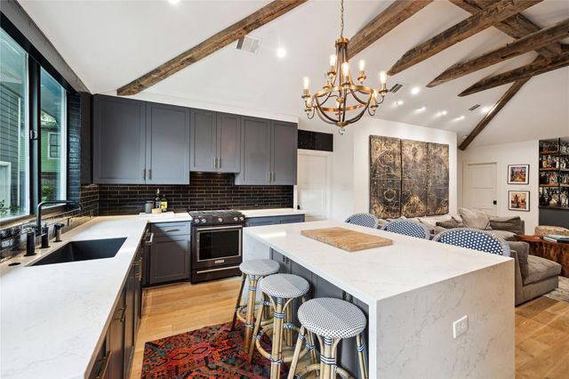 406 Bomar Street, Houston, TX 77006