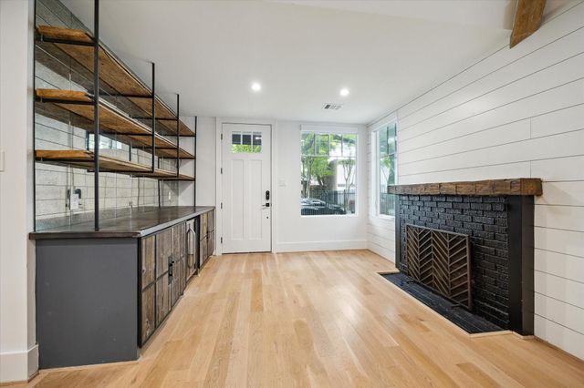 406 Bomar Street, Houston, TX 77006