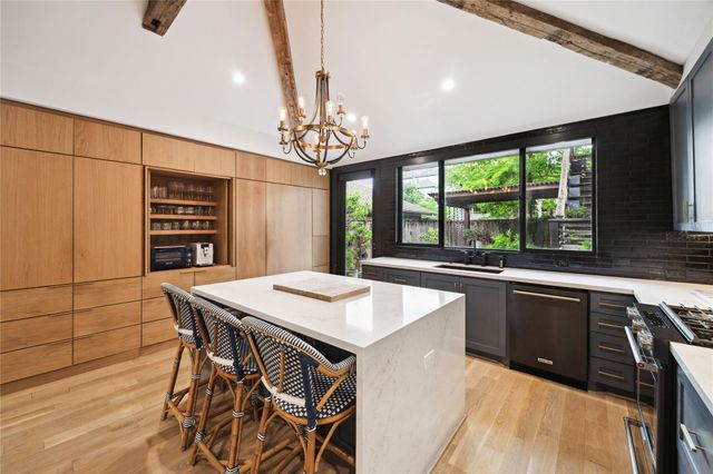 406 Bomar Street, Houston, TX 77006