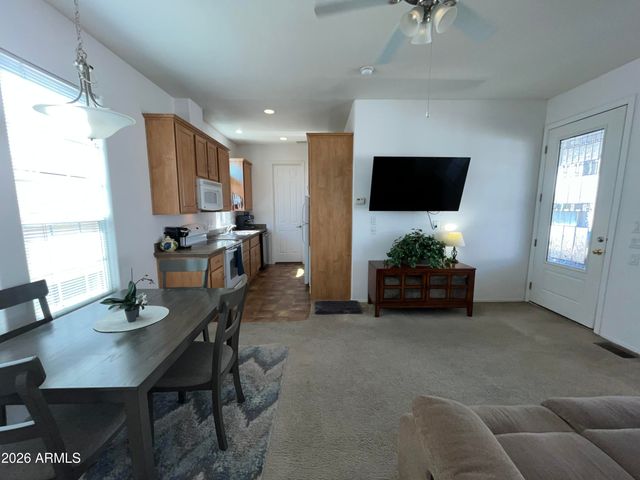 10960 N 67TH Avenue 6, Glendale, AZ 85304