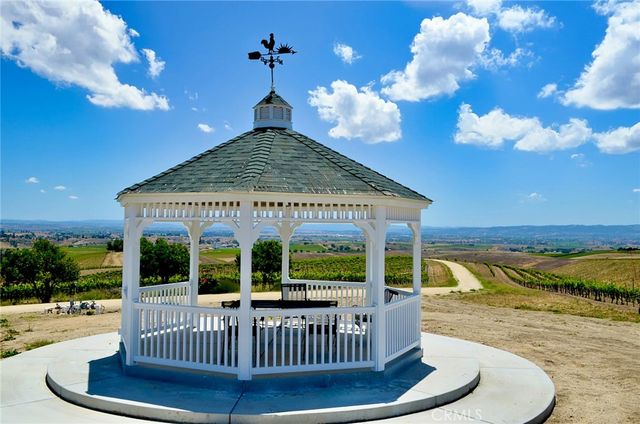 6320 Von Dollen Road, San Miguel, CA 93451