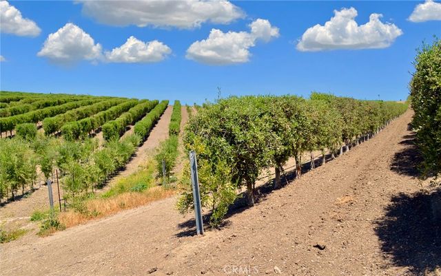 6320 Von Dollen Road, San Miguel, CA 93451