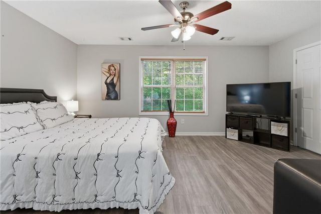 313 Venture Path, Hiram, GA 30141