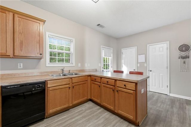 313 Venture Path, Hiram, GA 30141
