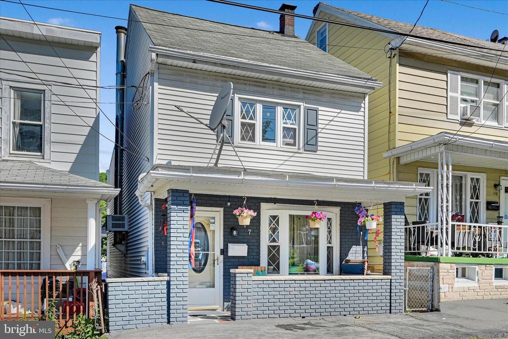 417 5TH ST, Port Carbon, PA 17965