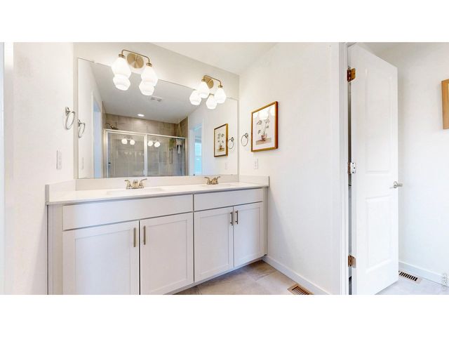 1083 Mountain Dr B, Longmont, CO 80503