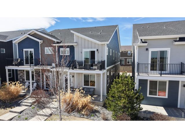 1083 Mountain Dr B, Longmont, CO 80503