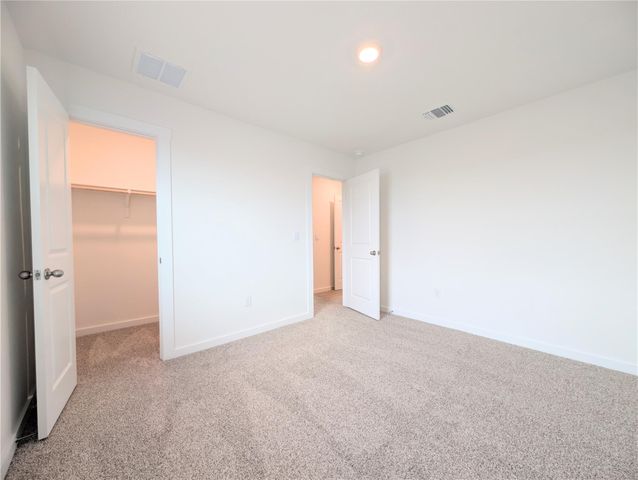 9400 Oxbow Strap DR, Austin, TX 78724