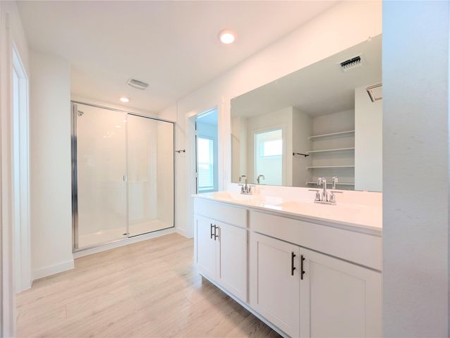 9400 Oxbow Strap DR, Austin, TX 78724