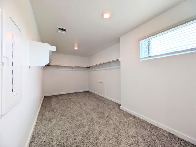 9400 Oxbow Strap DR, Austin, TX 78724