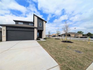 9400 Oxbow Strap DR, Austin, TX 78724