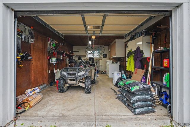 31 Pearl Street, Holland, NY 14080