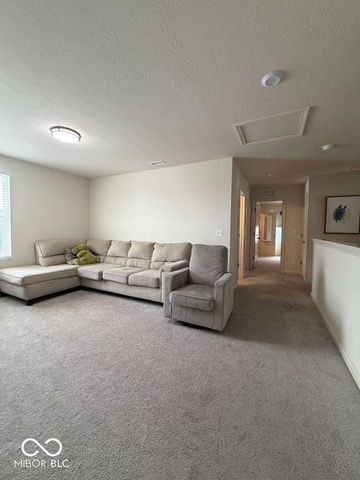 5441 Laurel Crest Run, Noblesville, IN 46062