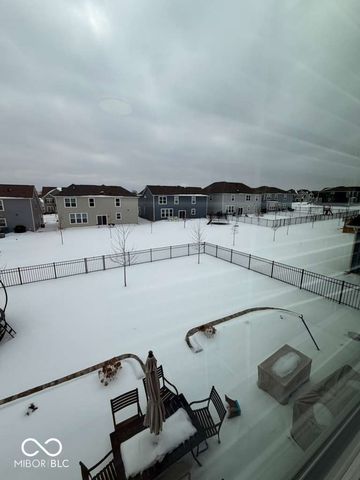 5441 Laurel Crest Run, Noblesville, IN 46062