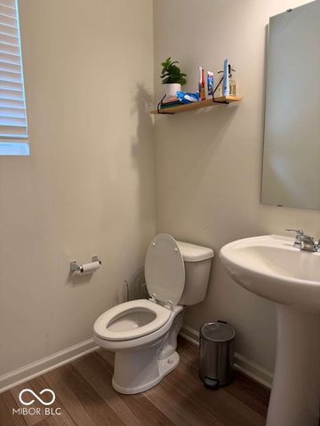 5441 Laurel Crest Run, Noblesville, IN 46062