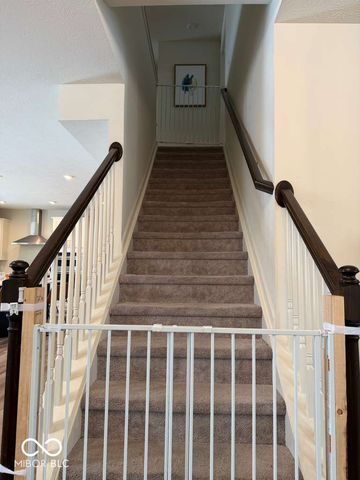 5441 Laurel Crest Run, Noblesville, IN 46062