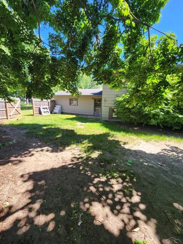 2304 Judith Court, Midland, MI 48642